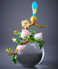 Chim đậu cành đào pha lê