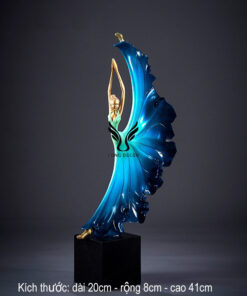 Đồ decor nghệ sĩ mua bale