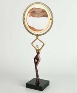 Tranh cát lún cô gái