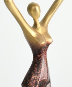 Tranh cát lún cô gái