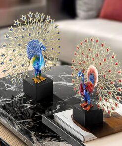Tượng con công gắn đá decor