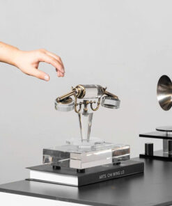 Mô hình điện thoại bằng pha lê