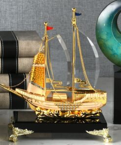 Thuyền buồm pha lê dùng làm quà tặng doanh nghiệp