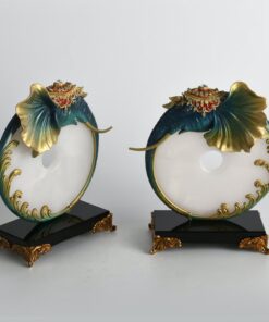 Tượng voi khóa ngọc