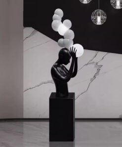 Tượng nghệ thuật trang trí sảnh khách sạn