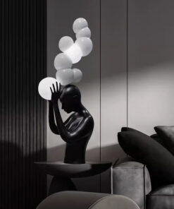 Tượng nghệ thuật trang trí sảnh khách sạn