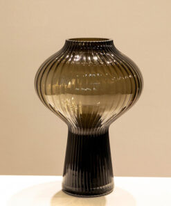 Bình cắm hoa hình đèn lồng