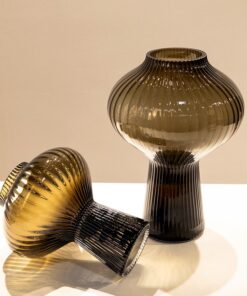 Bình cắm hoa hình đèn lồng