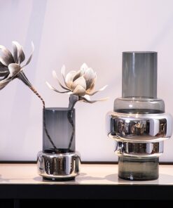 Bình cắm hoa sang trọng