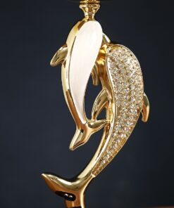 Đồng hồ cá heo để bàn