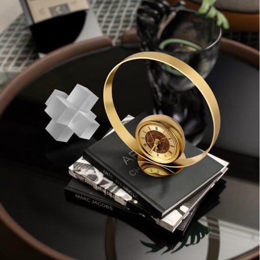 dong-ho-trang-tri-ke-tivi 4 9