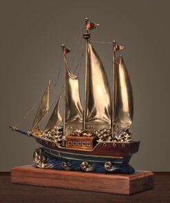 Mô hình thuyền bằng đồng