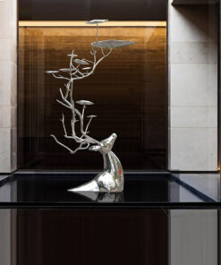 Tượng hươu điêu khắc bằng kim loại