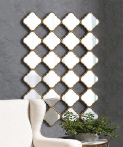 Gương treo tường hình cỏ 4 lá