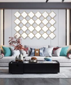 Gương treo tường hình cỏ 4 lá