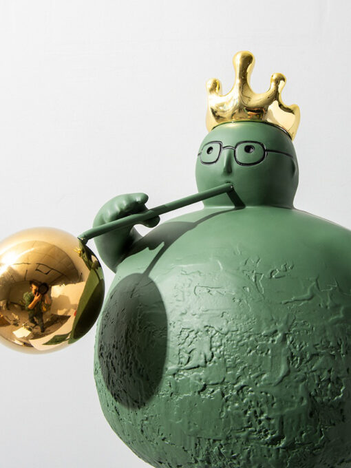 tuong-de-san-chan-dai 5 Tượng để sàn chân dài