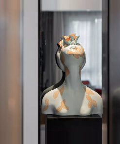 Tượng điêu khắc 