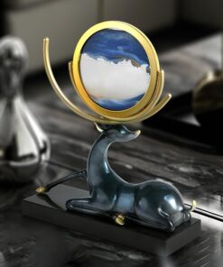 Tượng hươu kết hợp tranh cát lún