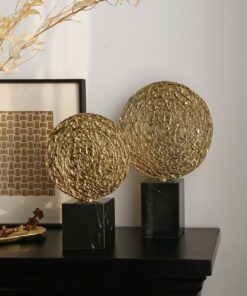 Mô hình trang trí bằng đồng để bàn