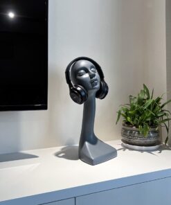 Giá treo tai nghe độc đáo