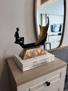 Thuyền buồm trang trí cổ điển