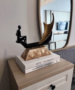 Thuyền buồm trang trí cổ điển