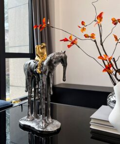 Tượng hiệp sĩ cưỡi ngựa điêu khắc