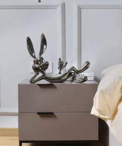 Tượng Thỏ Bugs Bunny trang trí phòng cho bé