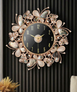 Đồng hồ treo tường gắn bướm