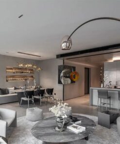 Tranh sơn dầu vẽ tay trang trí cạnh tường