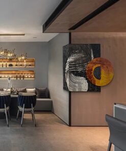 Tranh sơn dầu vẽ tay trang trí cạnh tường