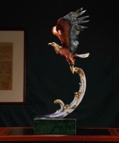 Tượng đại bàng trang trí văn phòng