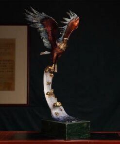 Tượng đại bàng trang trí văn phòng