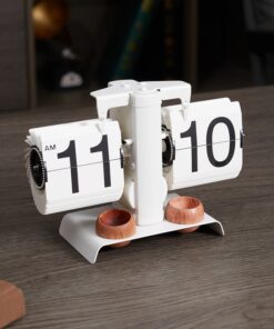 Đồng hồ lật trang trí kết hợp hoàn hảo giữa cổ điển và hiện đại