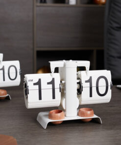 Đồng hồ lật trang trí kết hợp hoàn hảo giữa cổ điển và hiện đại