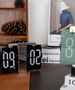 Đồng hồ lật Vintage – Điểm nhấn thời gian cho phòng khách