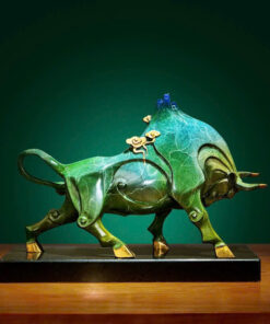 Tượng Bò Tót Chinh Phục Đỉnh Cao