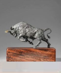 Tượng Bò Tót Dũng Mãnh Phong Thủy