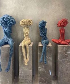 Tượng Cô Gái Làn Tóc Gió