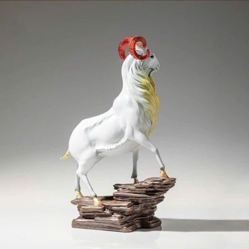 tuong-de-dung-tren-nui-da (2) Tượng Dê Đứng Trên Núi Đá