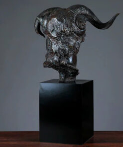 Tượng Điêu Khắc Huyền Bí