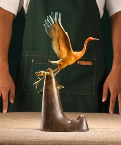 Tượng Hạc Tung Cánh Bay Xa Vạn Dặm