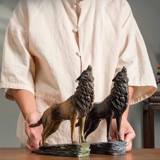 tuong-soi-hu-trang (1) Tượng Sói Hú Trăng