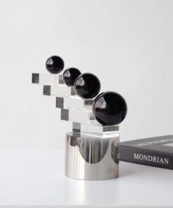 Mô Hình Nấc Thang Pha Lê