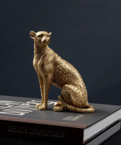 Tượng Báo Vàng Căng Mình Đầy Năng Lượng