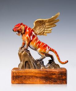 Tượng Hổ Vàng Vươn Tới Đỉnh Cao