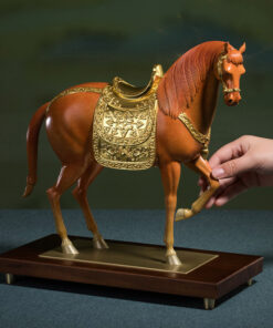 Tượng Ngựa Hoàng Kim Tài Lộc