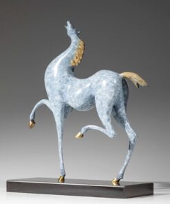 Tượng Ngựa Vươn Vó Dựng Thành Công