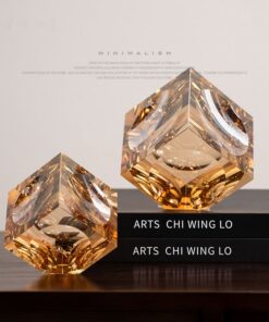 Khối Pha Lê Nghệ Thuật Độc Đáo