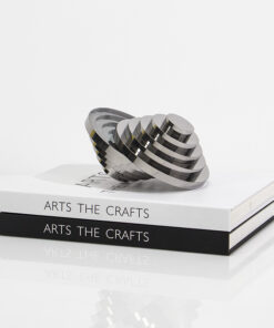 Mô Hình Cấu Trúc Tầng Pha Lê Độc Đáo